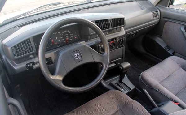 Peugeot405 06