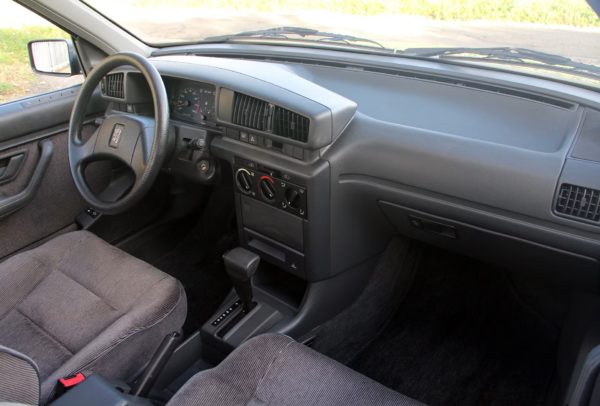 Peugeot405 09